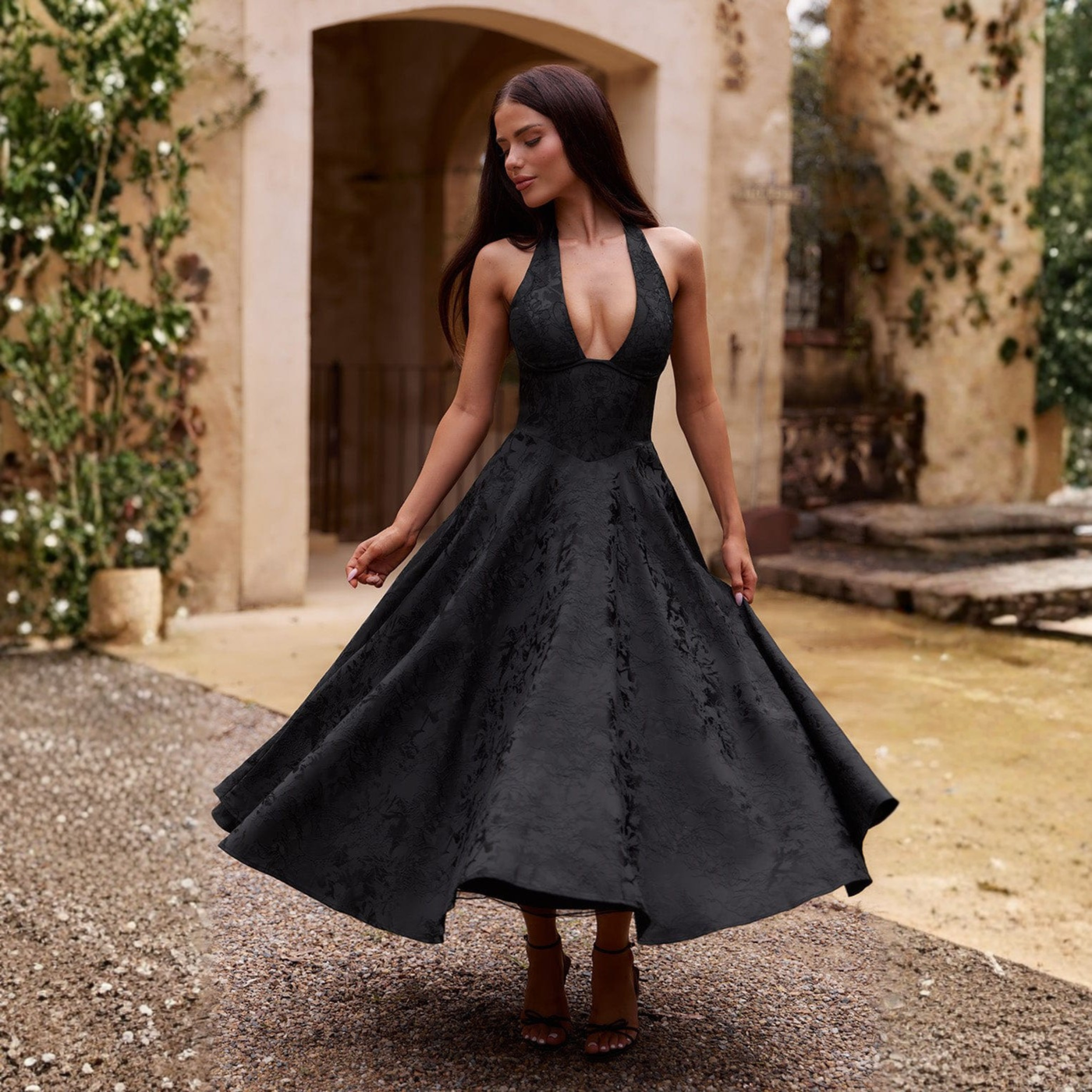 ZIORA™ - Chic Low Cut Sleeveless Open Back A-Line Halter Maxi Dress